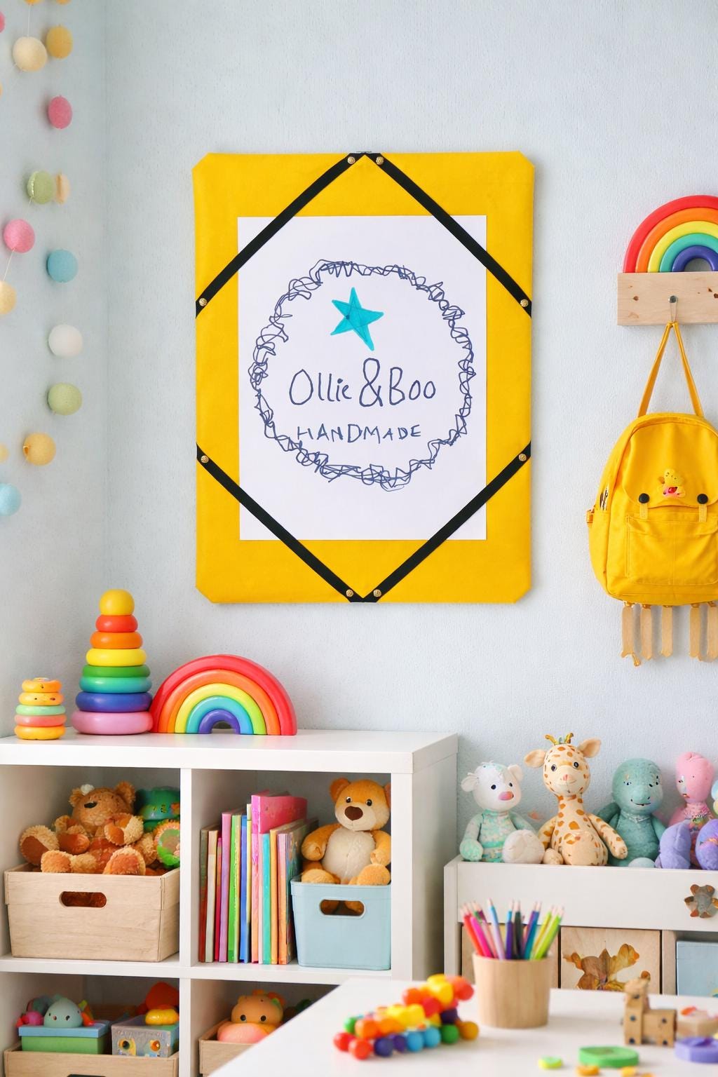 Fabric display board for showing notices, artwork or certificates. Great for kids. Poster or photo display.